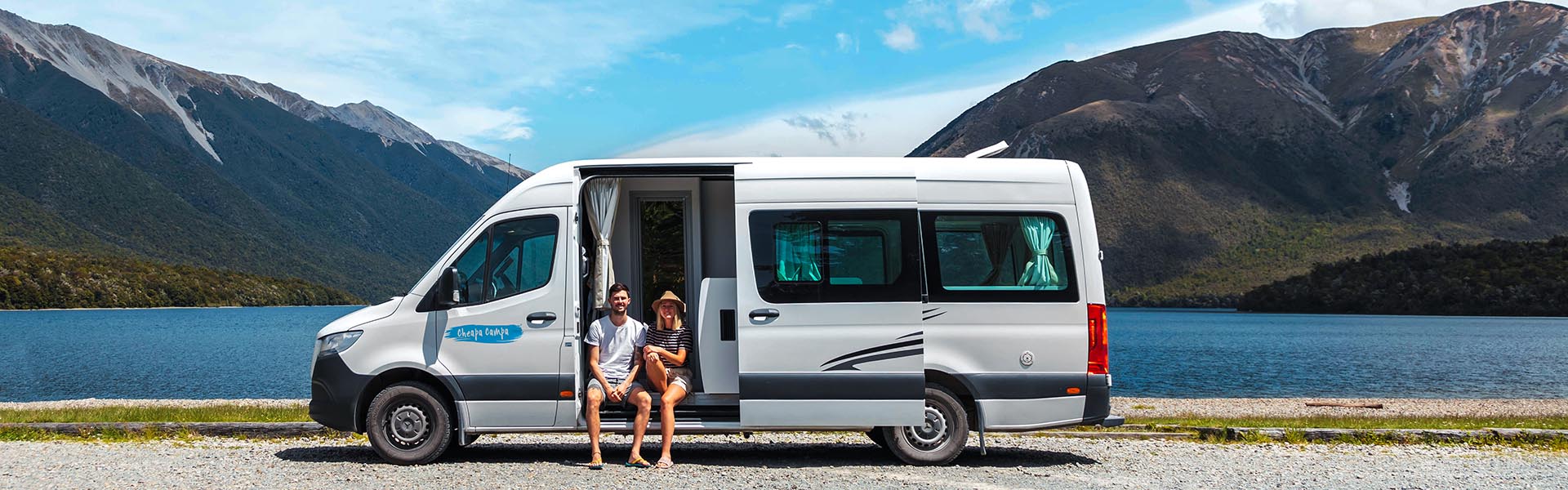 See all the sights of New Zealand and stop where you like in a Cheapa 2 Berth
